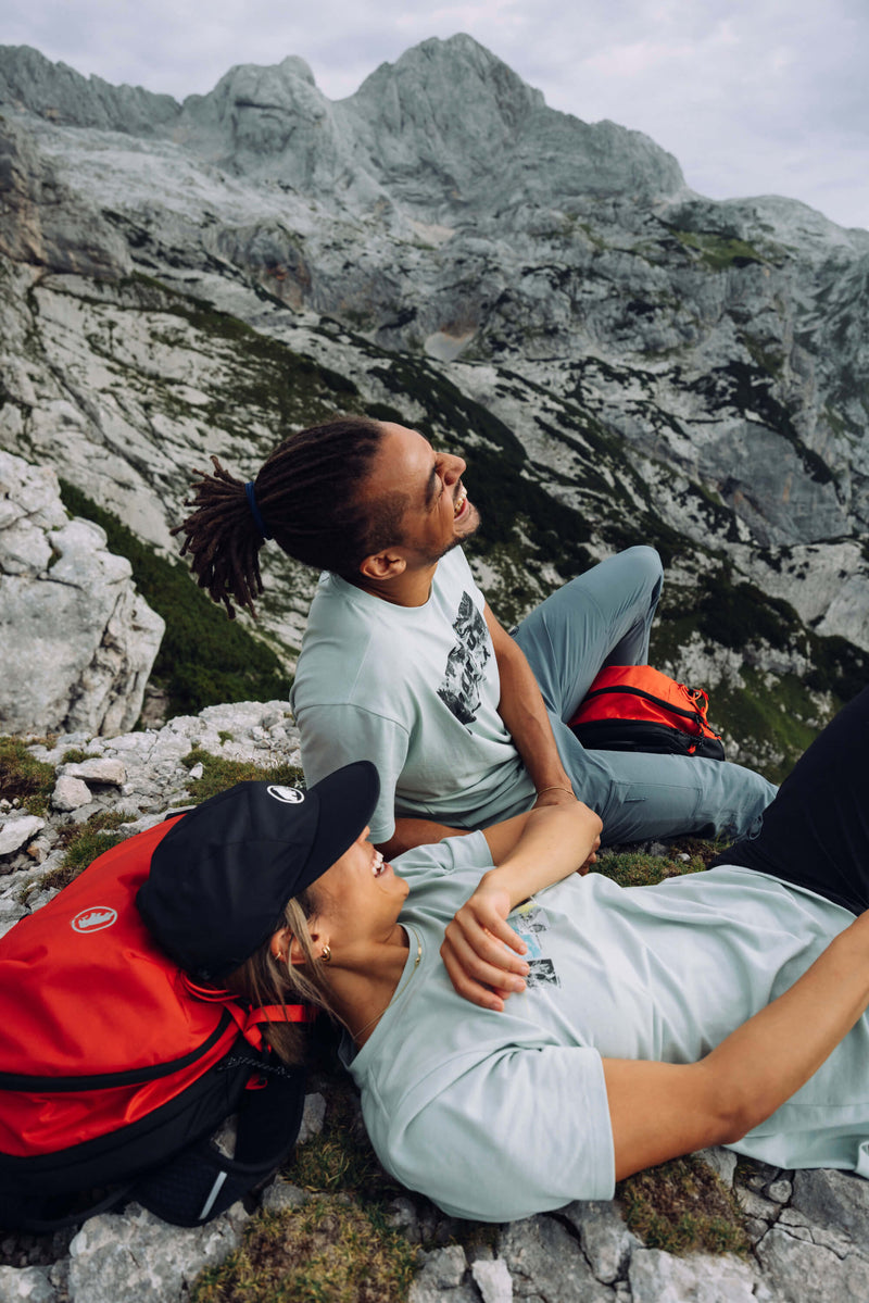 What Shirt to Wear for Hiking » Everything You Need to Know