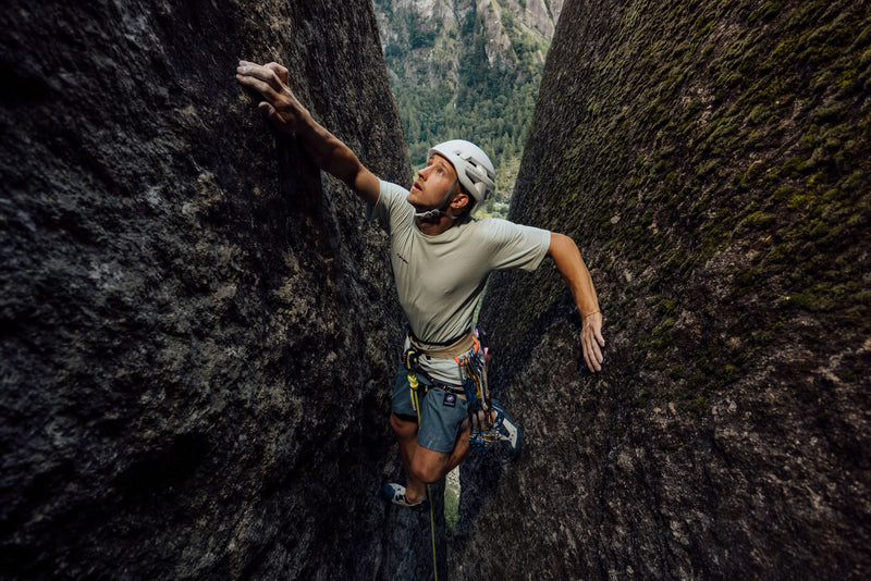 What is Trad Climbing? » Climbing in its Purest Form