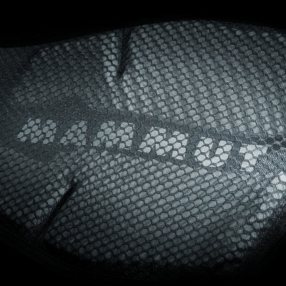 Lithium 15 in sapphire-black - detail view 5
