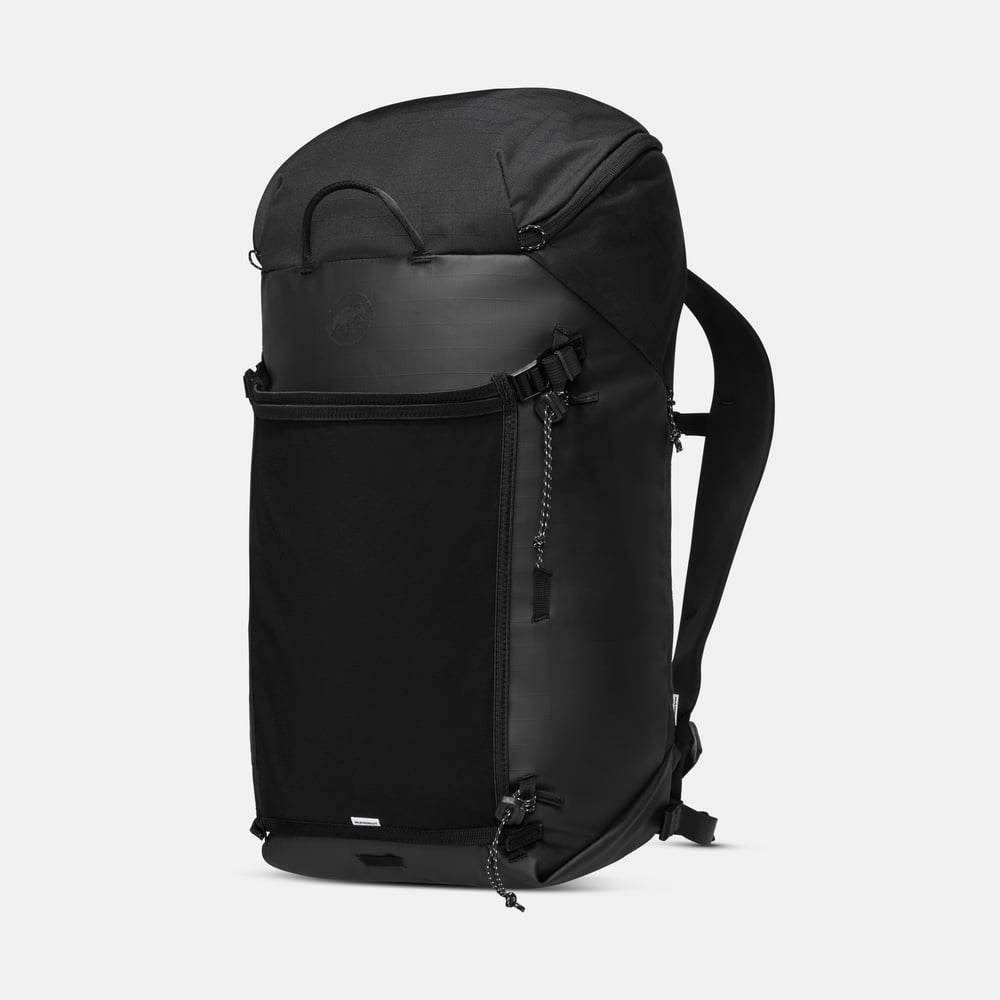 Alto 28 in black, Urbaneering Packs - main product image